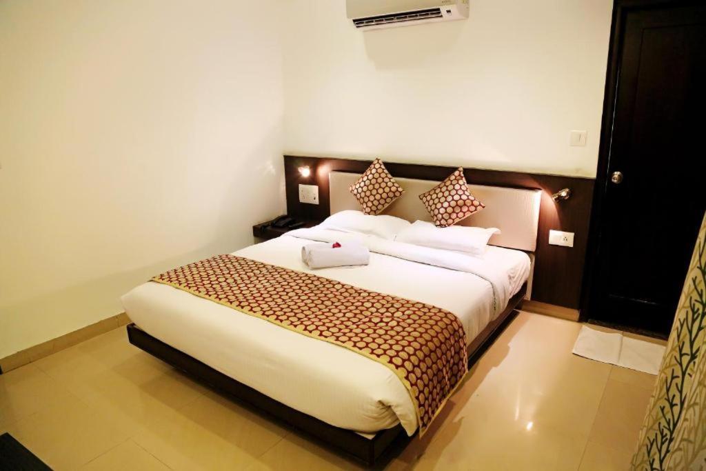 Hotel Ozaki Heritage Jaisalmer Exteriör bild